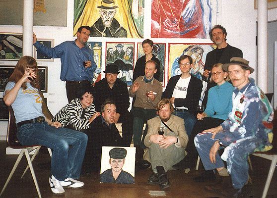 اعضای اولین گروه استاکیسم در نمایشگاه جایزهٔ ترنر واقعی، نگارخانهٔ پیور، لندن (۲۰۰۰)